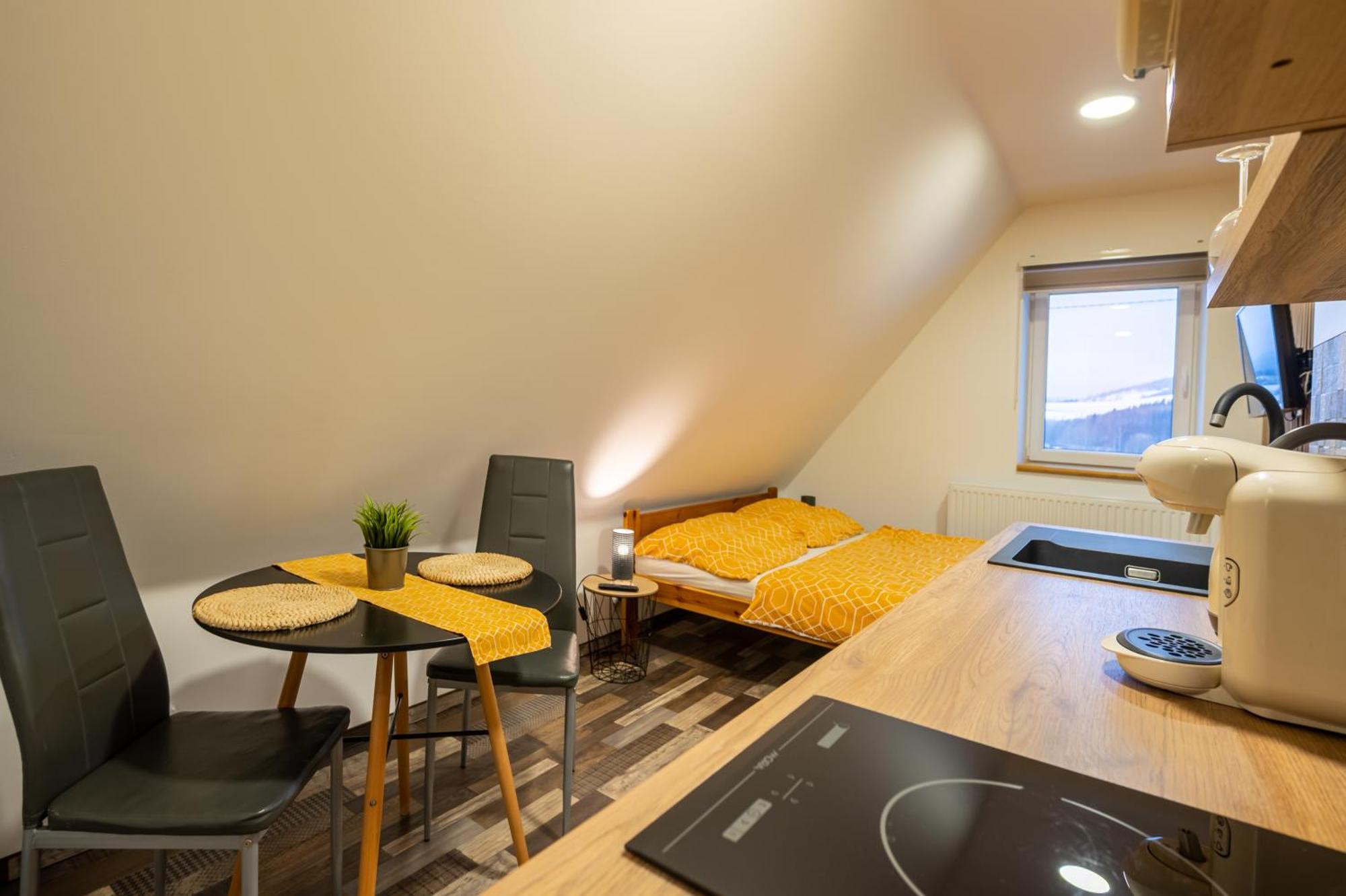 Apartmany Brychovi Cerveny Potok Exteriör bild
